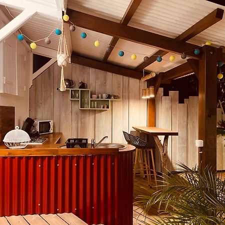 Les Coulirooms - Suite Avec Jacuzzi Et Grande Terrasse 상트 안느 외부 사진
